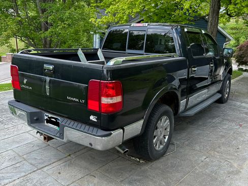 Used 2006 Lincoln Mark LT 4x4 image 4