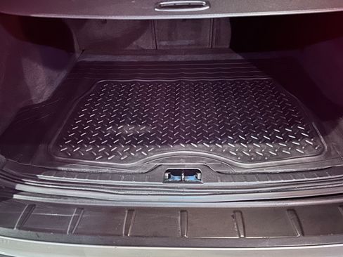 Used 2010 Volvo XC60 T6 image 22