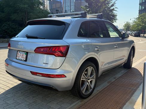 Used 2020 Audi Q5 2.0T Premium Plus w/ Premium Plus Package AWD/4WD image 4