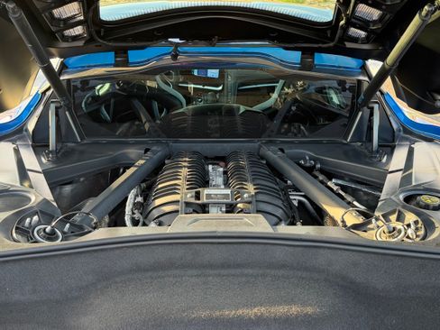Used 2024 Chevrolet Corvette Z06 RWD image 19