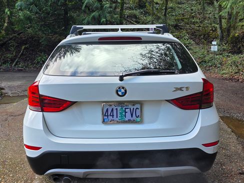 Used 2013 BMW X1 xDrive28i image 11
