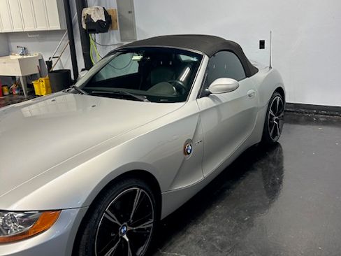 Used 2003 BMW Z4 3.0i image 14