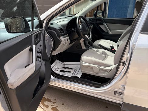 Used 2014 Subaru Forester 2.5i w/ Protection Package #1 image 9