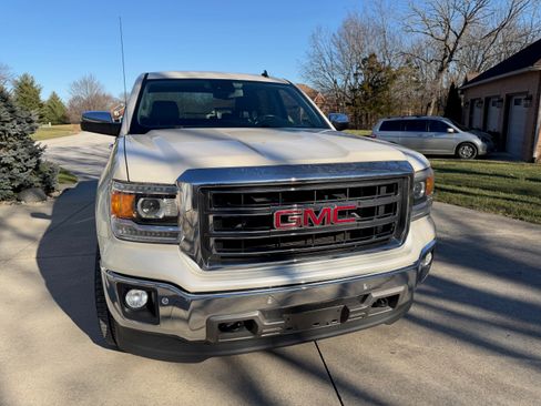 Used 2014 GMC Sierra 1500 SLT w/ SLT Crew Cab Value Package image 5