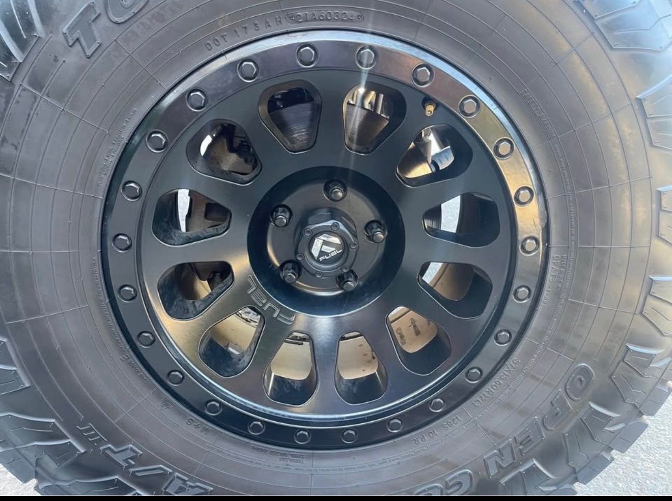 Used 2019 Jeep Wrangler Unlimited Rubicon AWD/4WD image 13