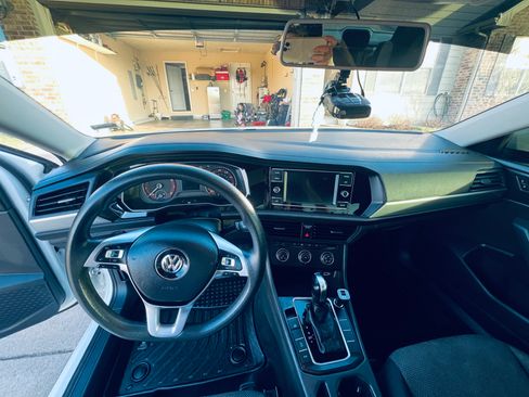 Used 2019 Volkswagen Jetta S w/ Driver Assistance Package image 4
