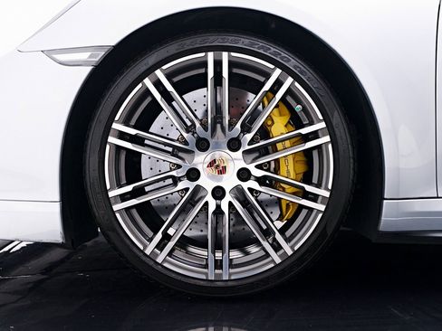 Used 2014 Porsche 911 Turbo S image 5