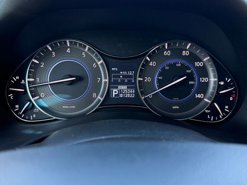 Used 2012 INFINITI QX56 4WD w/ Deluxe Touring Pkg image 21