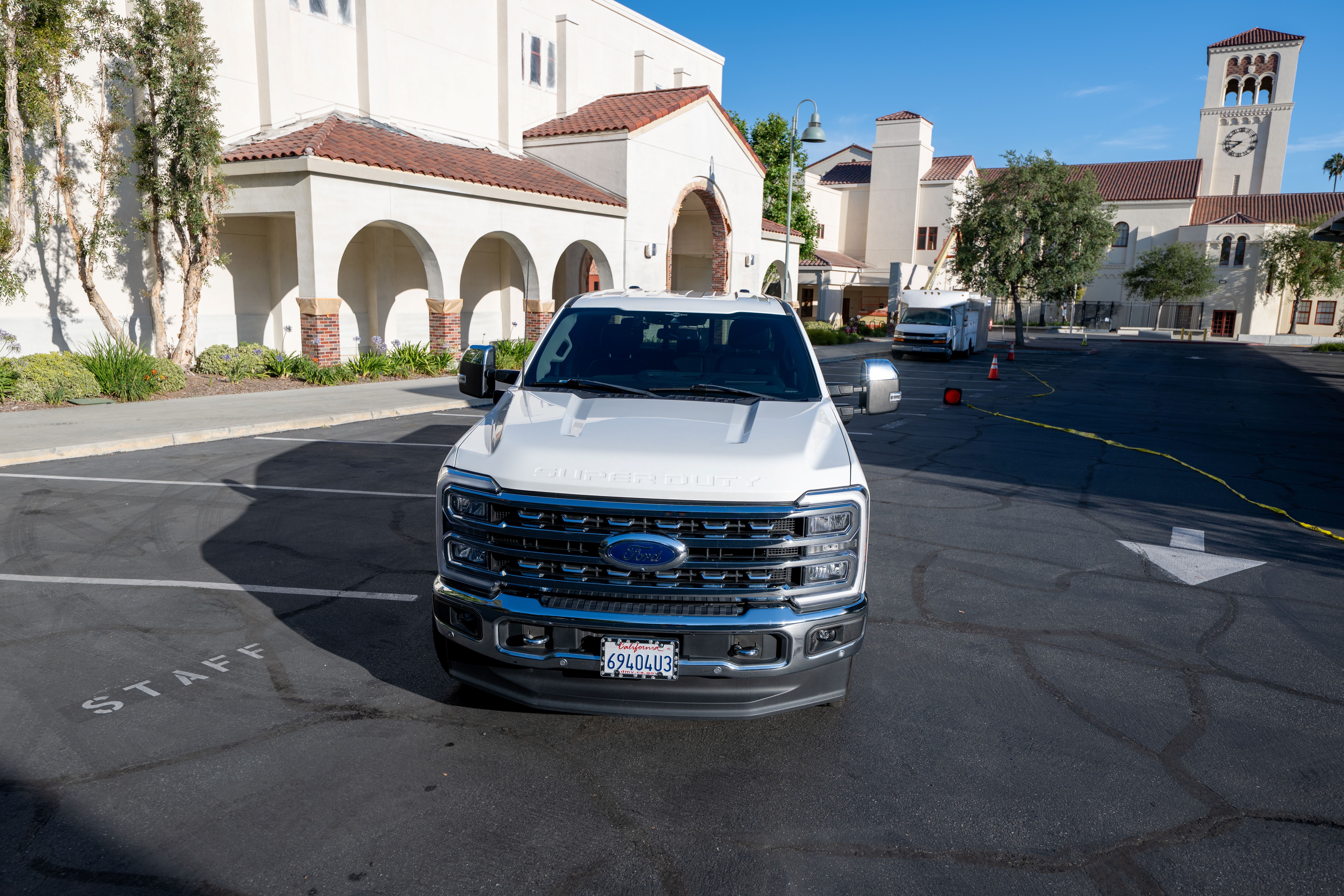 Used 2023 Ford F350 Lariat w/ Lariat Ultimate Package AWD/4WD image 4