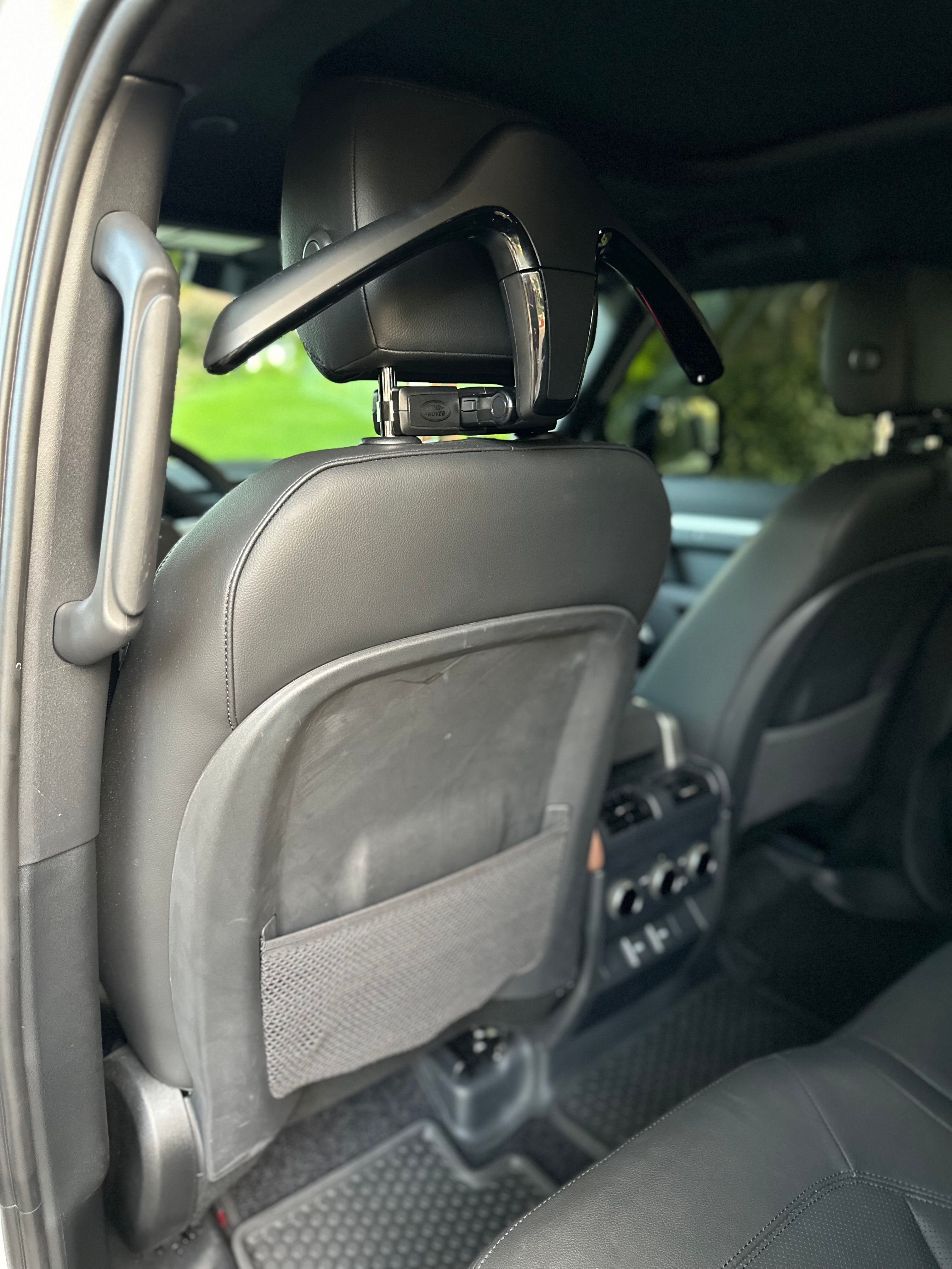 Used 2023 Land Rover Defender 130 SE AWD/4WD image 8
