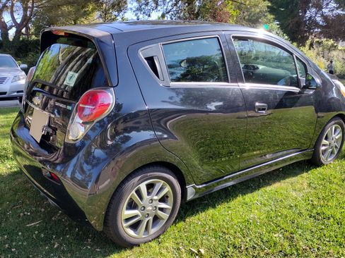 Used 2014 Chevrolet Spark LT image 6