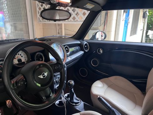 Used 2012 MINI Cooper S image 8