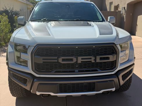 Used 2017 Ford F150 Raptor w/ Equipment Group 802A Luxury image 6