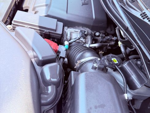 Used 2011 Honda Odyssey Touring Elite image 26