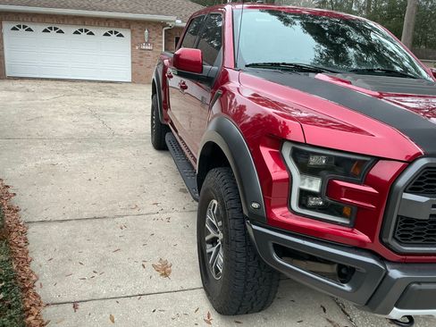 Used 2018 Ford F150 Raptor w/ Equipment Group 802A Luxury image 4