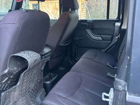 Used 2014 Jeep Wrangler Unlimited Sport w/ Connectivity Group image 6