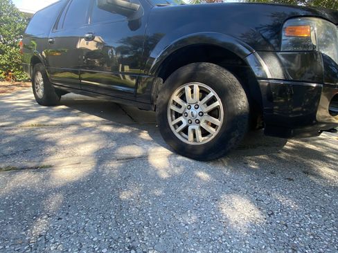 Used 2014 Ford Expedition EL Limited w/ Equipment Group 301A image 2