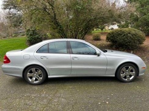 Used 2006 Mercedes-Benz E 350 Sedan image 5