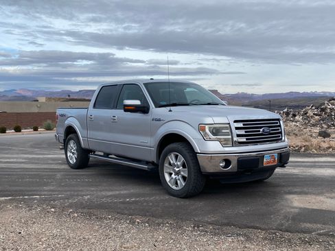 Used 2013 Ford F150 Lariat w/ Luxury Equipment Group image 2
