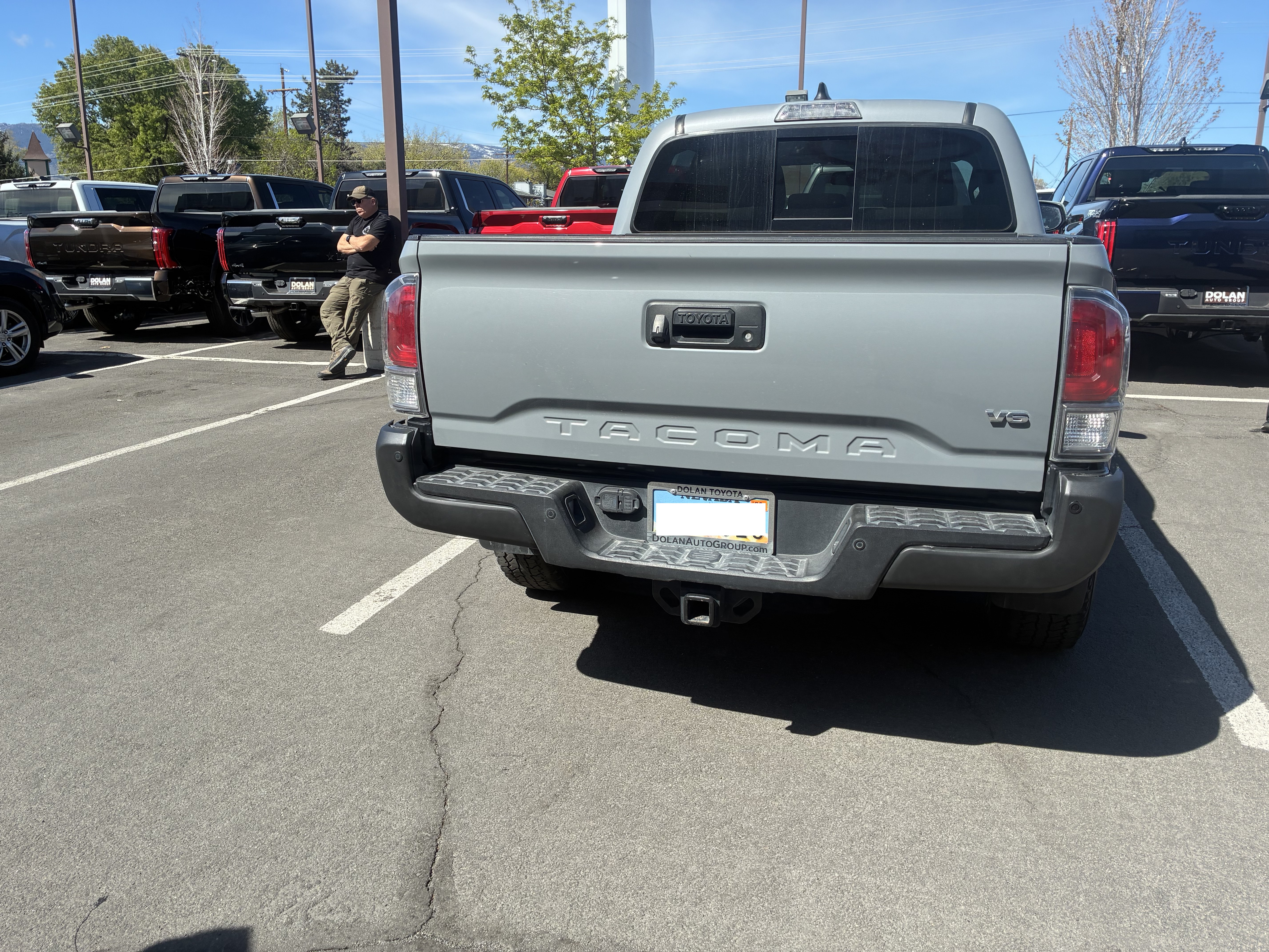 Used 2020 Toyota Tacoma TRD Off-Road w/ Technology Package AWD/4WD image 9