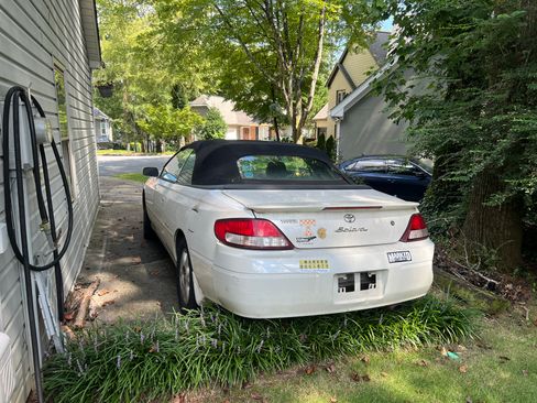 Used 2000 Toyota Solara SLE FWD image 2