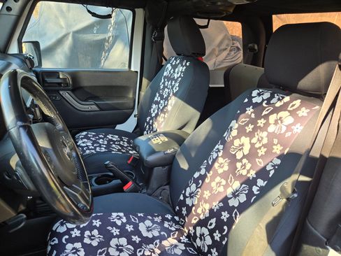 Used 2014 Jeep Wrangler Sport w/ Quick Order Package 23S image 13