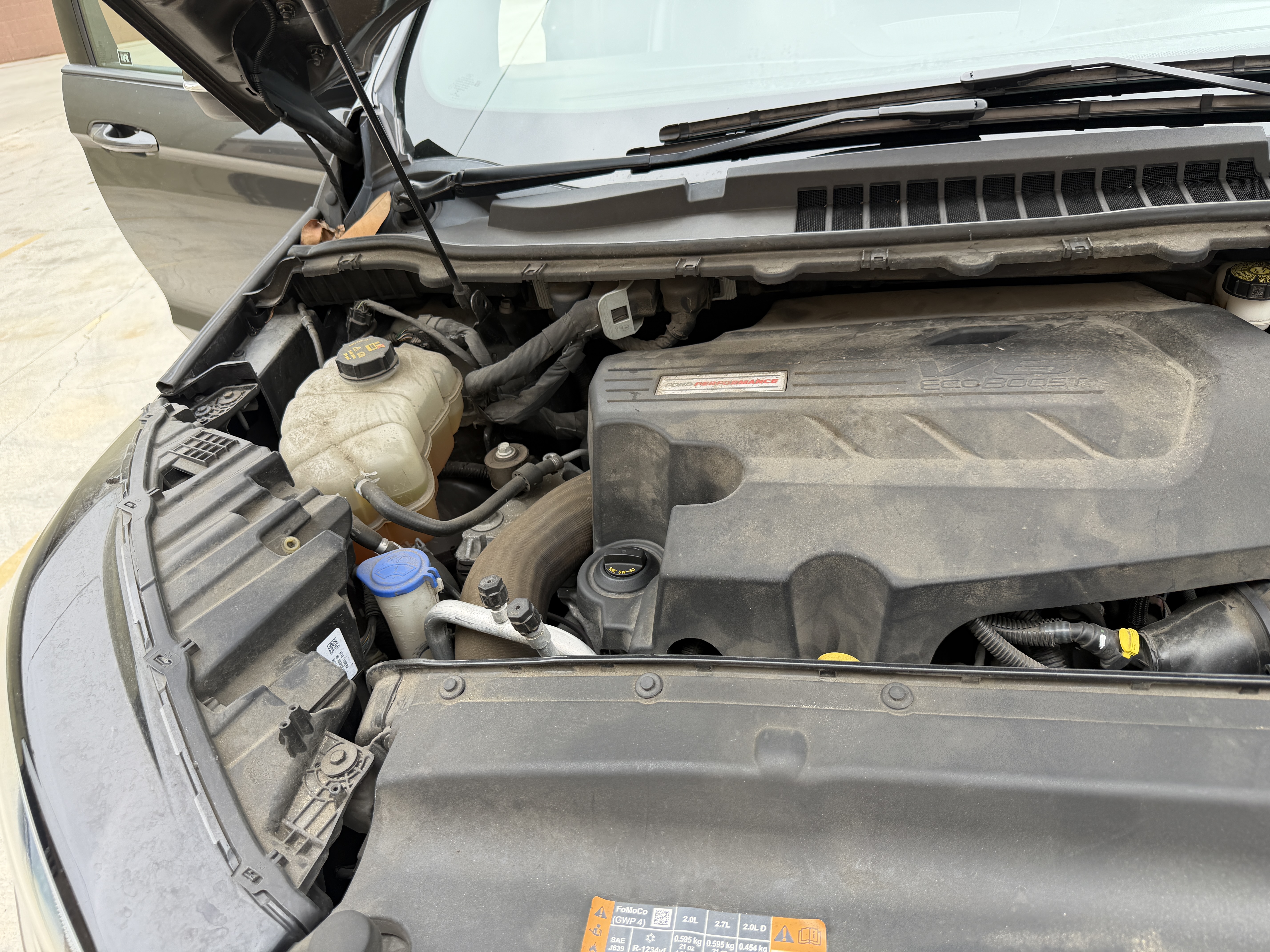 Used 2019 Ford Edge ST w/ Equipment Group 401A AWD/4WD image 28