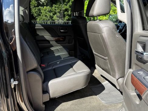 Used 2017 GMC Sierra 1500 SLT w/ SLT Premium Package image 13