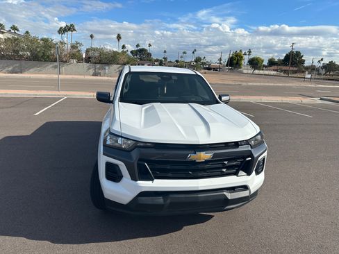 Used 2024 Chevrolet Colorado LT image 5