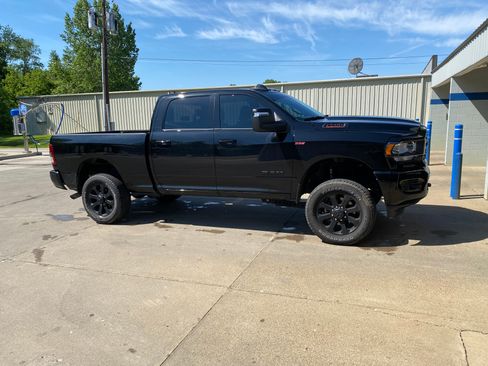 Used 2024 RAM 2500 Big Horn w/ Night Edition AWD/4WD image 2