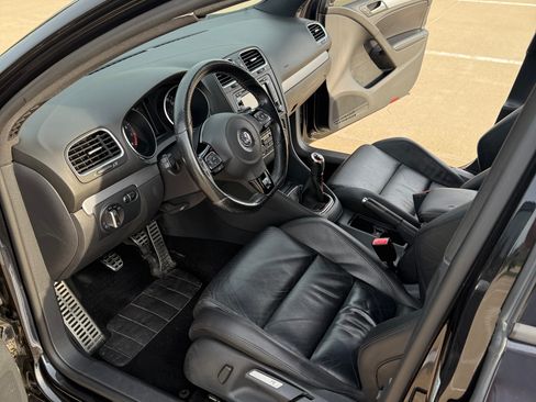 Used 2013 Volkswagen Golf R R Hatchback 4D image 14