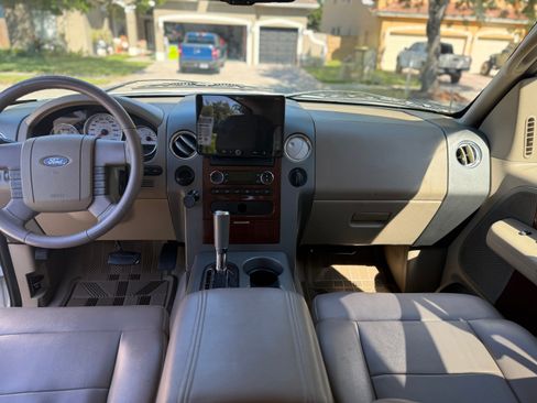 Used 2008 Ford F150 Lariat image 9