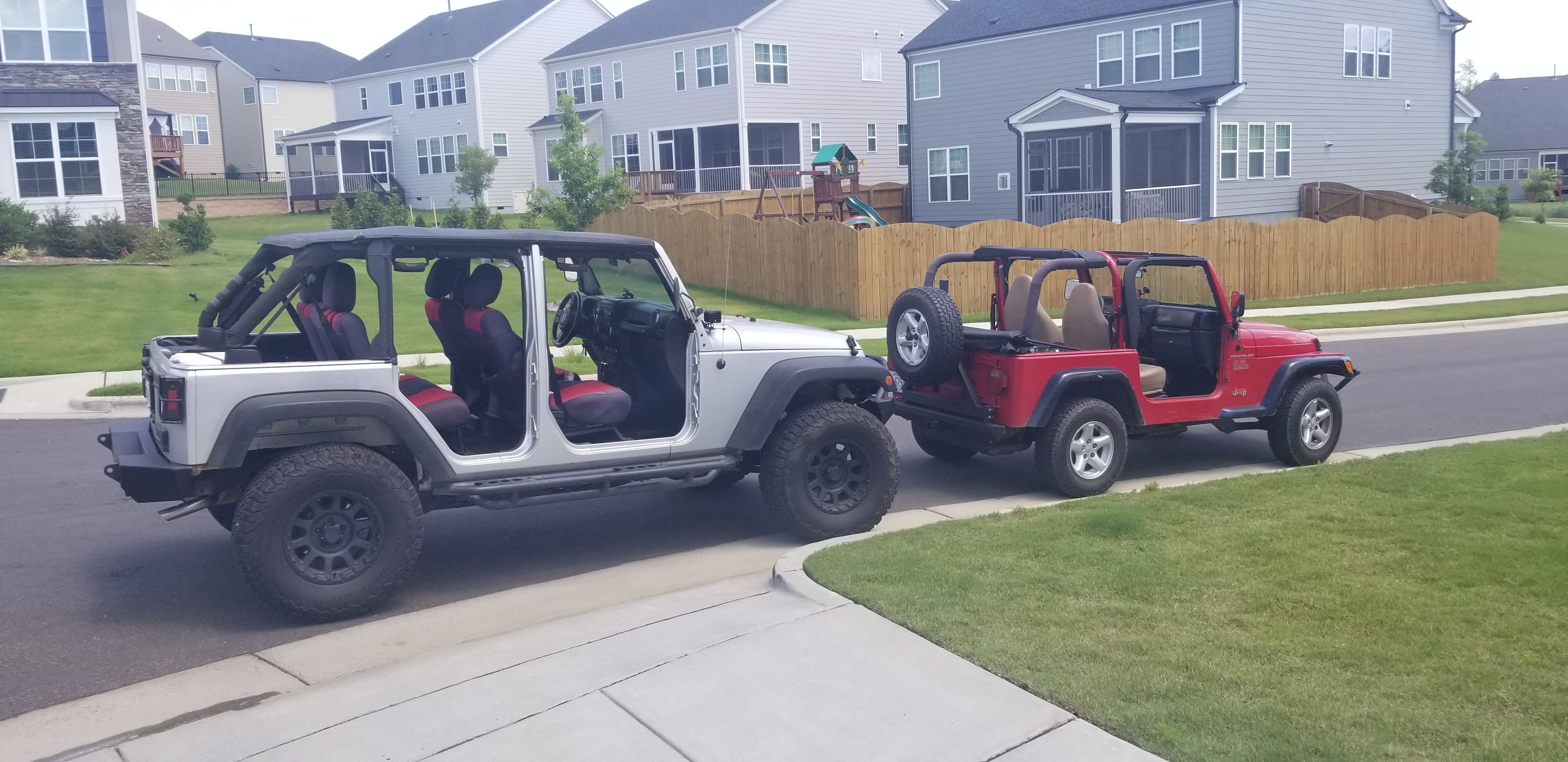 Used 2012 Jeep Wrangler Unlimited Sport AWD/4WD image 9