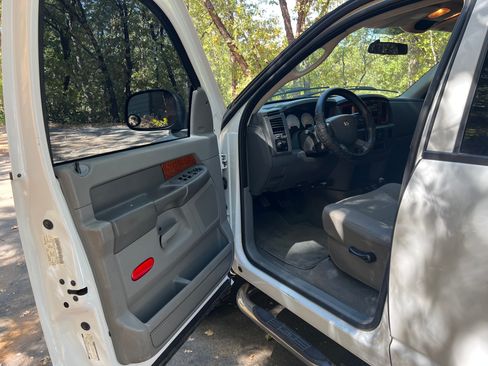 Used 2006 Dodge Ram 2500 Truck SLT w/ Trailer Tow Group image 11