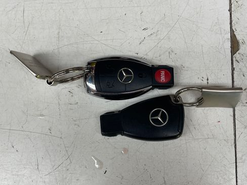 Used 2005 Mercedes-Benz CLK 500 Coupe image 22