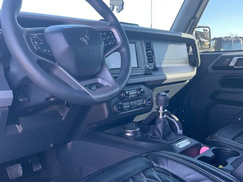 Used 2022 Ford Bronco 2-Door image 16