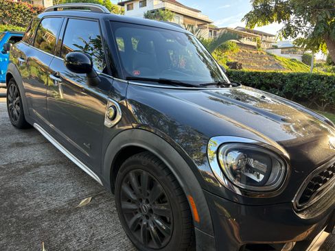 Used 2019 MINI Cooper Countryman SE w/ Premium Package image 2