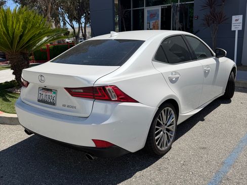 Used 2016 Lexus IS 200t w/ Navigation System Package RWD image 5