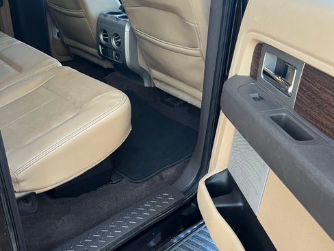 Used 2014 Ford F150 Lariat w/ Equipment Group 502A Luxury image 14