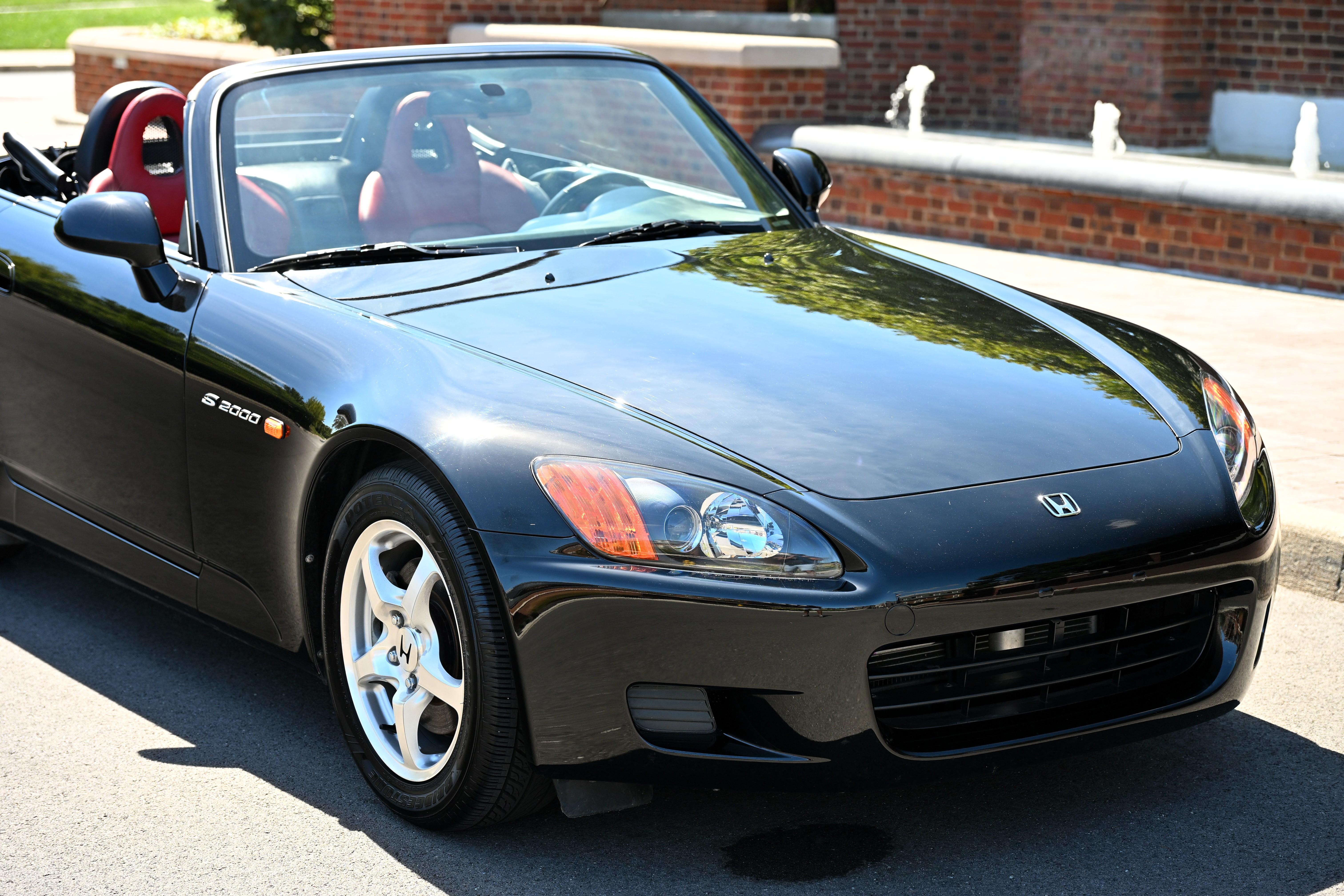 Used 2001 Honda S2000 image 14
