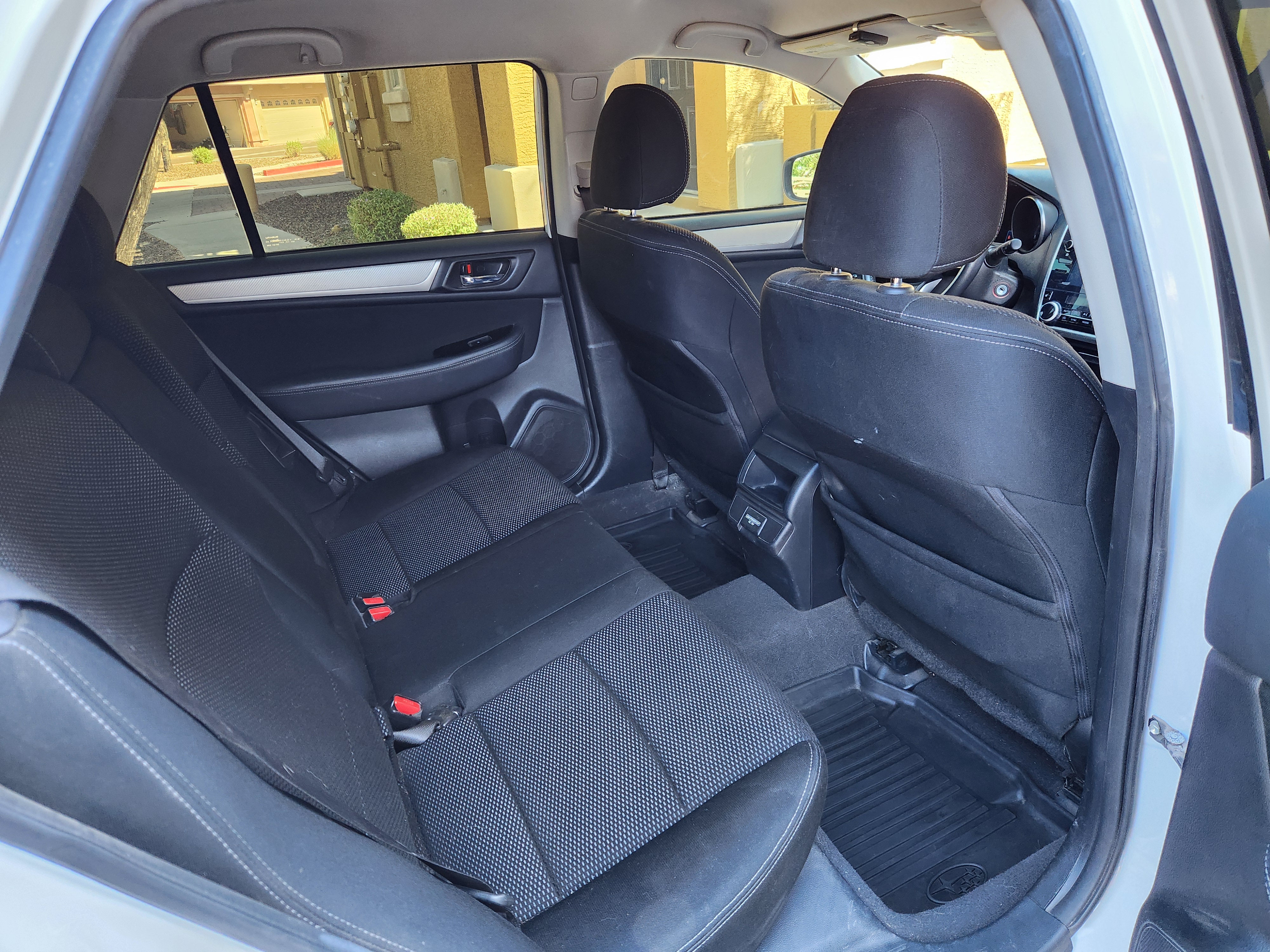 Used 2018 Subaru Outback 2.5i Premium AWD/4WD image 19