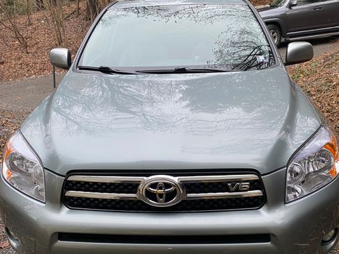 Used 2008 Toyota RAV4 Limited image 1