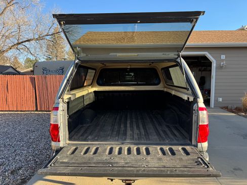 Used 2006 Toyota Tundra SR5 image 9