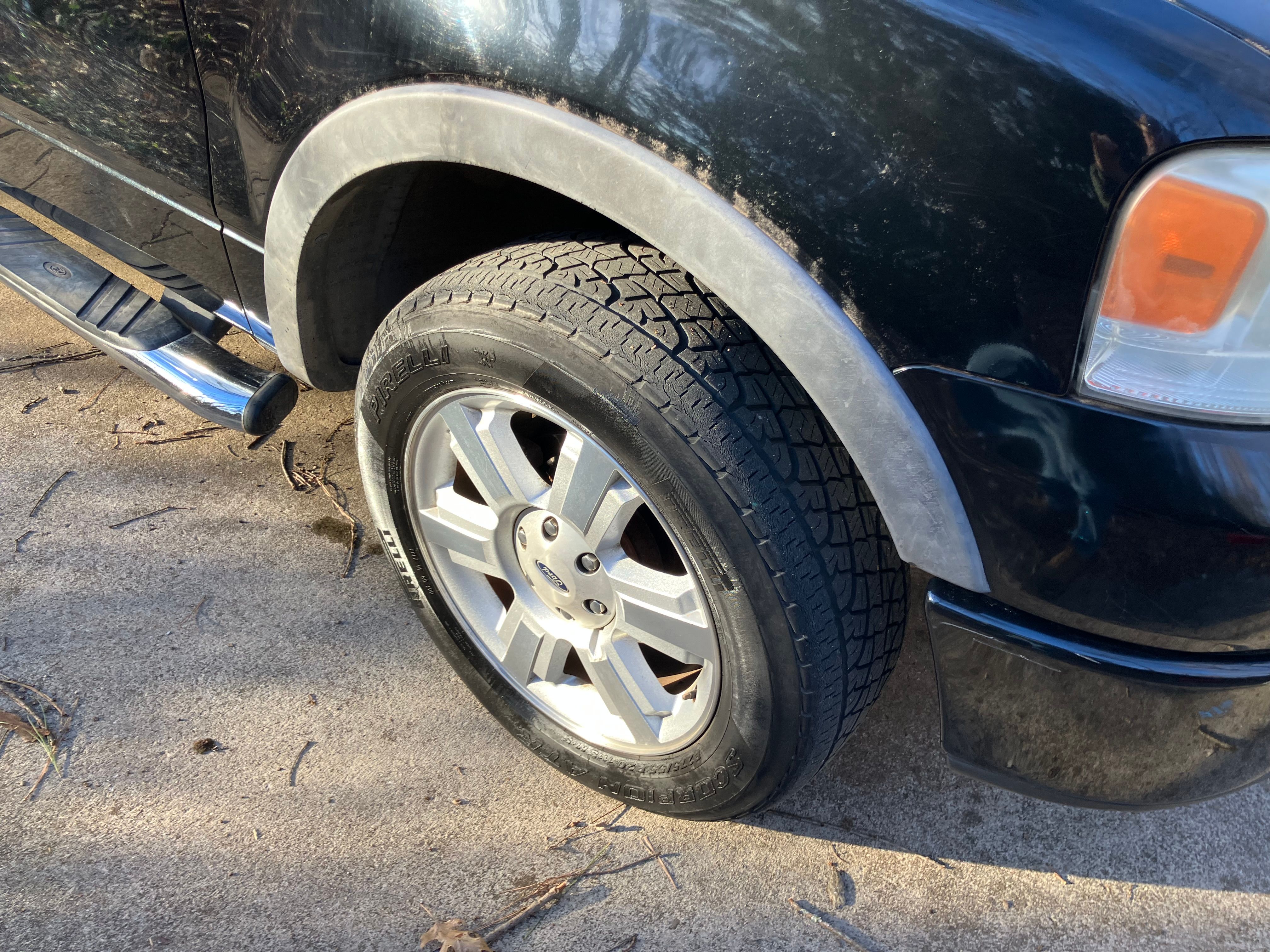 Used 2006 Ford F150 Lariat AWD/4WD image 6