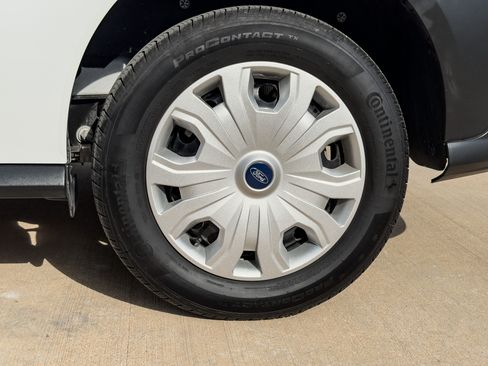 Used 2023 Ford Transit Connect XL image 12