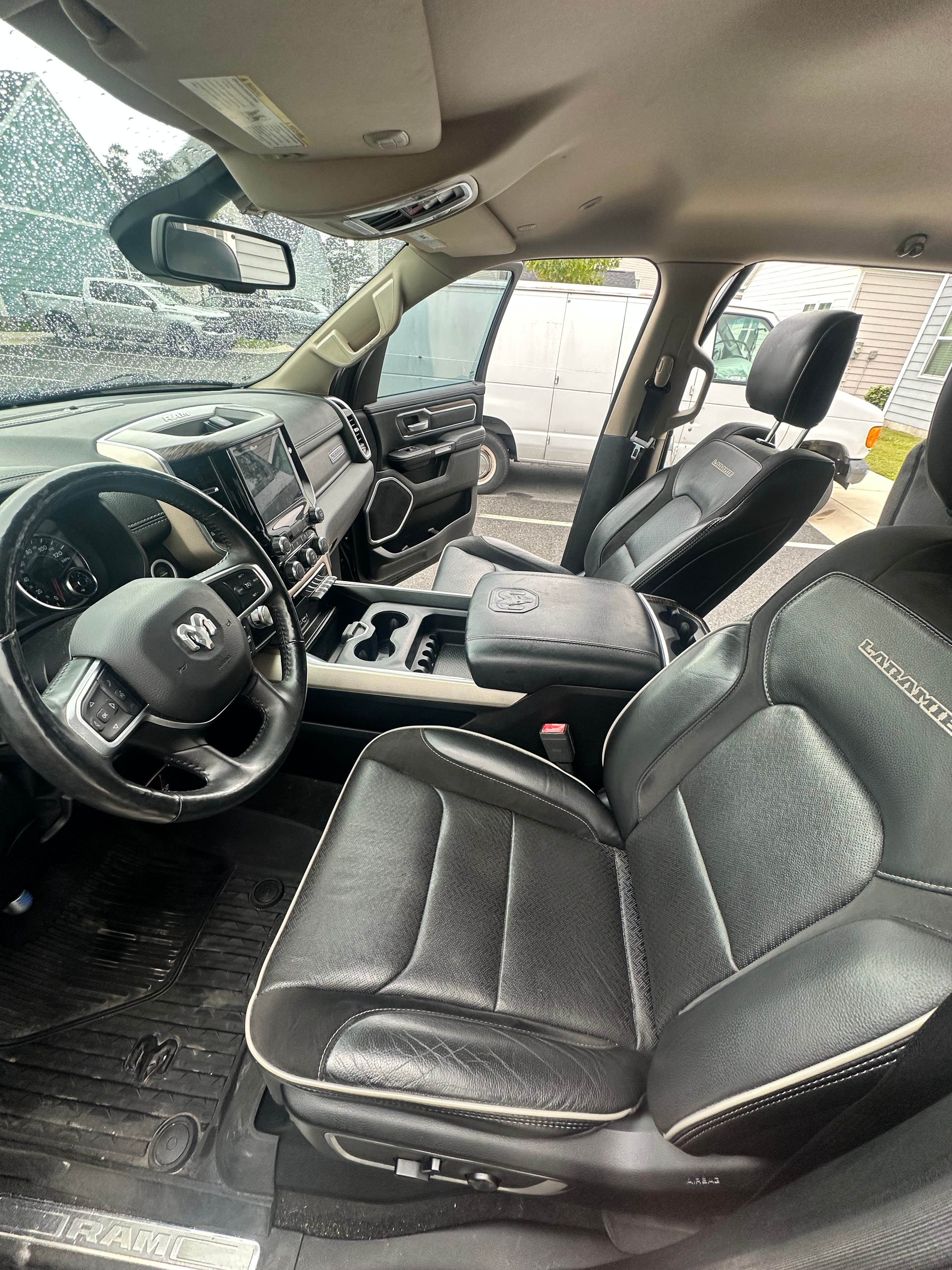 Used 2020 RAM 1500 Laramie RWD image 8