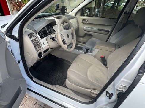 Used 2008 Mercury Mariner 2WD image 8