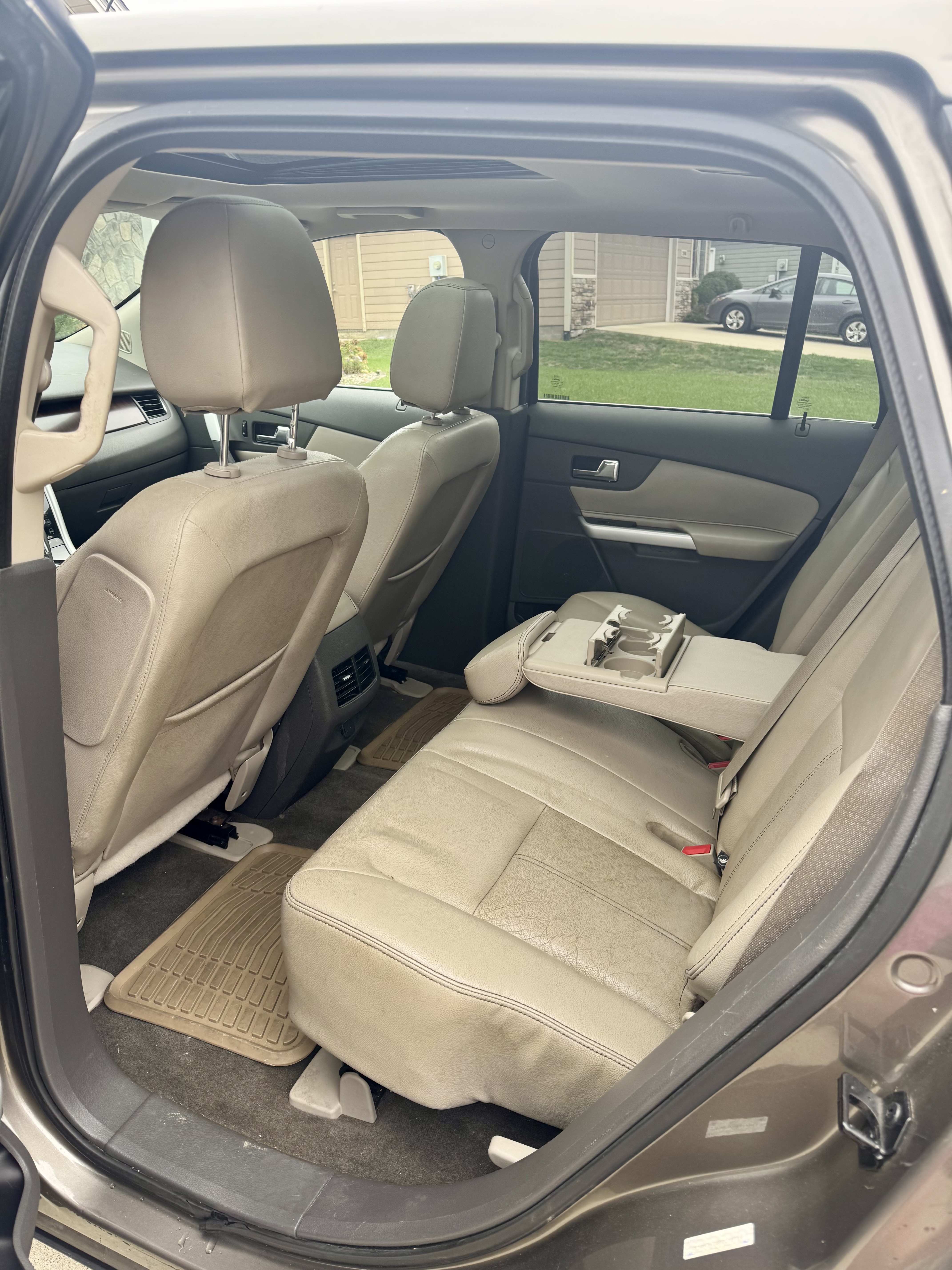 Used 2013 Ford Edge Limited FWD image 11