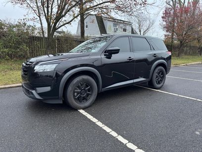 Used 2022 Nissan Pathfinder S