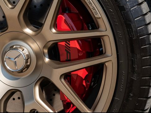 Used 2025 Mercedes-Benz G 63 AMG 4MATIC image 12